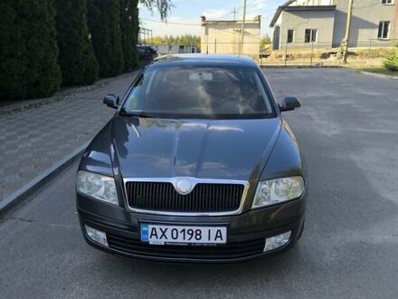 Серый Шкода Октавия, объемом двигателя 1.6 л и пробегом 250 тыс. км за 5700 $, фото 1 на Automoto.ua