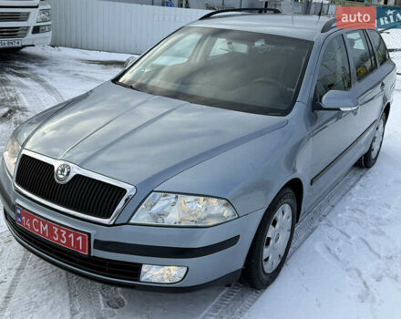 Серый Шкода Октавия, объемом двигателя 1.6 л и пробегом 199 тыс. км за 6599 $, фото 1 на Automoto.ua