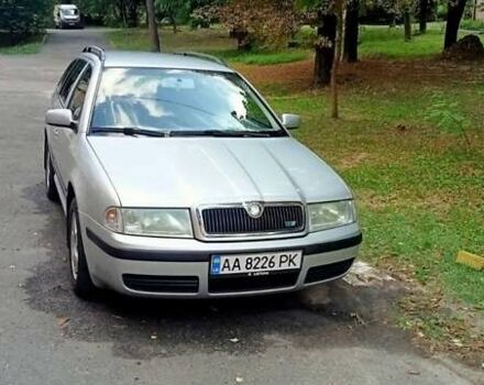 Серый Шкода Октавия, объемом двигателя 1.6 л и пробегом 212 тыс. км за 5700 $, фото 1 на Automoto.ua