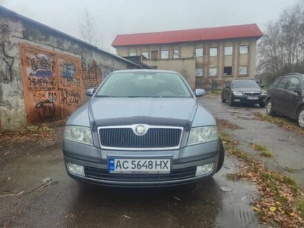 Сірий Шкода Октавія, об'ємом двигуна 1.6 л та пробігом 180 тис. км за 5500 $, фото 1 на Automoto.ua
