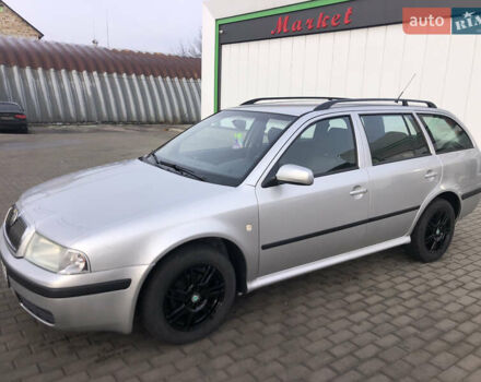 Серый Шкода Октавия, объемом двигателя 1.6 л и пробегом 306 тыс. км за 4599 $, фото 1 на Automoto.ua