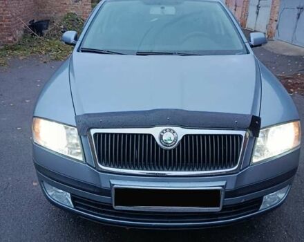 Серый Шкода Октавия, объемом двигателя 1.6 л и пробегом 180 тыс. км за 4750 $, фото 1 на Automoto.ua