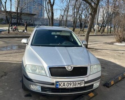 Серый Шкода Октавия, объемом двигателя 1.6 л и пробегом 245 тыс. км за 6300 $, фото 1 на Automoto.ua