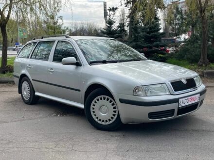Шкода Октавія 2006 у Києві на Automoto.ua Сірий Шкода Октавія, об'ємом двигуна 1.6 л та пробігом 223 тис. км за 5890 $, фото 1 на Automoto.ua