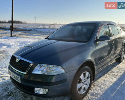 Серый Шкода Октавия, объемом двигателя 1.6 л и пробегом 232 тыс. км за 5200 $, фото 1 на Automoto.ua