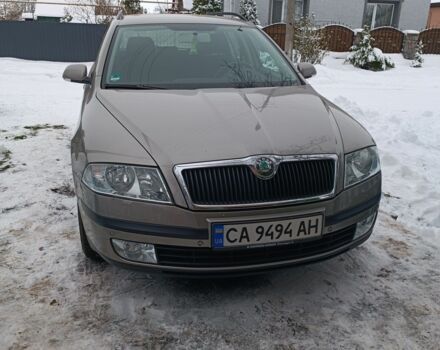 Серый Шкода Октавия, объемом двигателя 0 л и пробегом 236 тыс. км за 7050 $, фото 1 на Automoto.ua