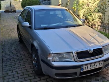 Серый Шкода Октавия, объемом двигателя 2 л и пробегом 296 тыс. км за 4500 $, фото 1 на Automoto.ua