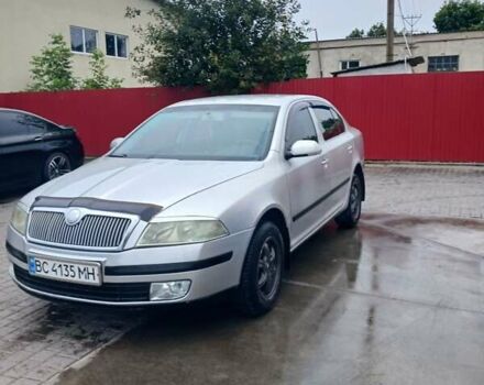 Серый Шкода Октавия, объемом двигателя 1.6 л и пробегом 310 тыс. км за 3800 $, фото 1 на Automoto.ua