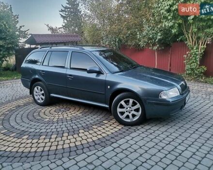 Серый Шкода Октавия, объемом двигателя 1.6 л и пробегом 245 тыс. км за 4100 $, фото 1 на Automoto.ua