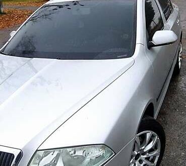 Шкода Октавия 2006 в Чугуеве на Automoto.ua Серый Шкода Октавия, объемом двигателя 1.6 л и пробегом 249 тыс. км за 6700 $, фото 1 на Automoto.ua