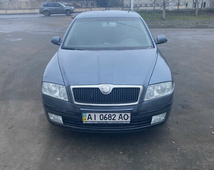 Серый Шкода Октавия, объемом двигателя 1.6 л и пробегом 301 тыс. км за 4200 $, фото 1 на Automoto.ua