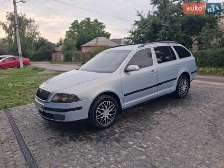 Сірий Шкода Октавія, об'ємом двигуна 1.6 л та пробігом 245 тис. км за 5400 $, фото 1 на Automoto.ua