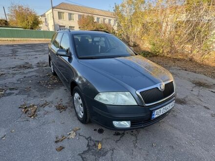 Шкода Октавия 2006 в Липовце на Automoto.ua Серый Шкода Октавия, объемом двигателя 0 л и пробегом 273 тыс. км за 4500 $, фото 1 на Automoto.ua