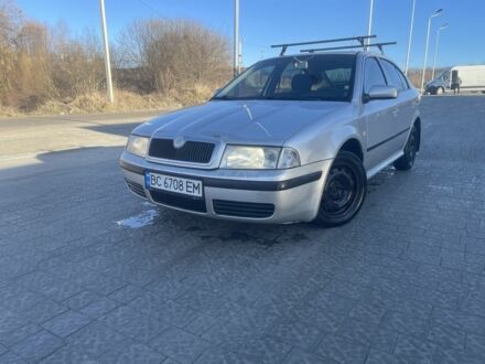 Серый Шкода Октавия, объемом двигателя 1.6 л и пробегом 300 тыс. км за 2650 $, фото 1 на Automoto.ua