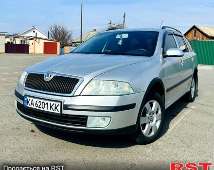 Серый Шкода Октавия, объемом двигателя 1.6 л и пробегом 300 тыс. км за 5900 $, фото 1 на Automoto.ua