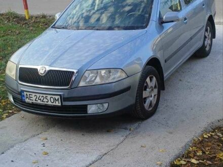 Серый Шкода Октавия, объемом двигателя 2 л и пробегом 180 тыс. км за 6800 $, фото 1 на Automoto.ua