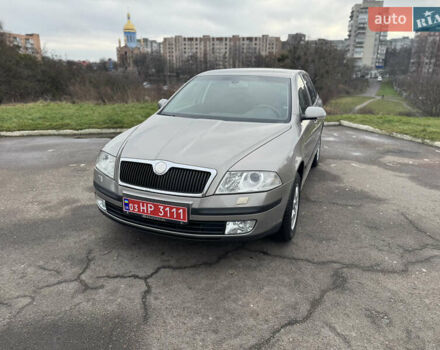 Сірий Шкода Октавія, об'ємом двигуна 2 л та пробігом 208 тис. км за 5600 $, фото 1 на Automoto.ua