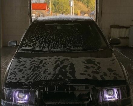 Сірий Шкода Октавія, об'ємом двигуна 1.8 л та пробігом 244 тис. км за 7200 $, фото 1 на Automoto.ua