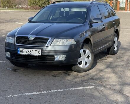 Серый Шкода Октавия, объемом двигателя 1.6 л и пробегом 239 тыс. км за 5700 $, фото 1 на Automoto.ua