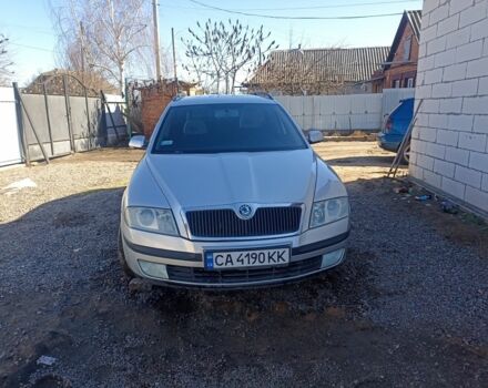 Серый Шкода Октавия, объемом двигателя 2 л и пробегом 300 тыс. км за 4650 $, фото 1 на Automoto.ua