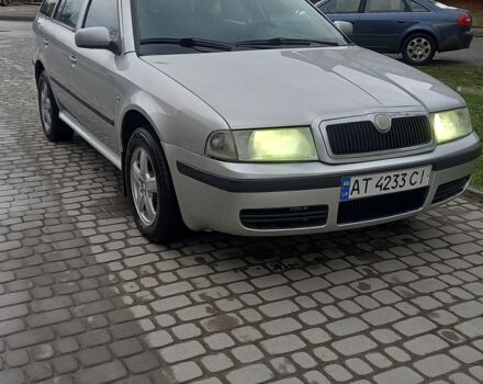 Серый Шкода Октавия, объемом двигателя 0 л и пробегом 282 тыс. км за 4400 $, фото 1 на Automoto.ua