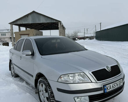 Серый Шкода Октавия, объемом двигателя 1.6 л и пробегом 360 тыс. км за 4900 $, фото 1 на Automoto.ua