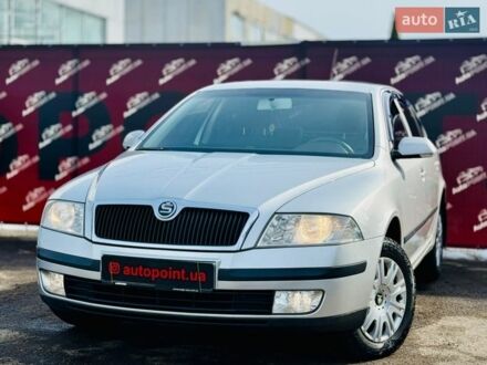 Сірий Шкода Октавія, об'ємом двигуна 1.6 л та пробігом 218 тис. км за 6500 $, фото 1 на Automoto.ua
