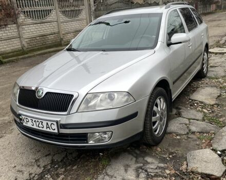 Сірий Шкода Октавія, об'ємом двигуна 2 л та пробігом 205 тис. км за 7200 $, фото 1 на Automoto.ua