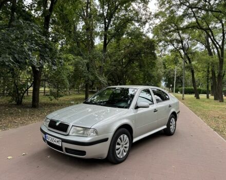 Серый Шкода Октавия, объемом двигателя 1.6 л и пробегом 233 тыс. км за 4296 $, фото 1 на Automoto.ua
