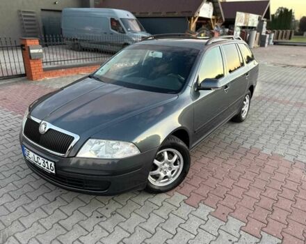 Серый Шкода Октавия, объемом двигателя 2 л и пробегом 235 тыс. км за 1772 $, фото 1 на Automoto.ua