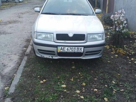 Сірий Шкода Октавія, об'ємом двигуна 1.6 л та пробігом 211 тис. км за 3000 $, фото 1 на Automoto.ua