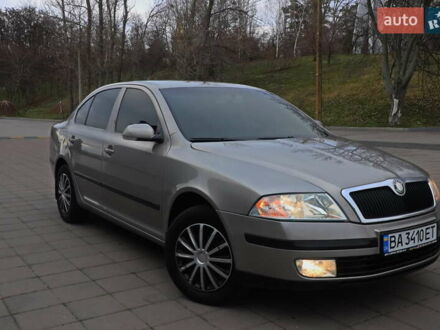 Сірий Шкода Октавія, об'ємом двигуна 1.6 л та пробігом 320 тис. км за 5999 $, фото 1 на Automoto.ua