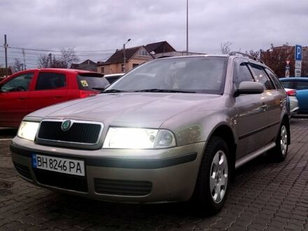 Серый Шкода Октавия, объемом двигателя 1.6 л и пробегом 227 тыс. км за 5400 $, фото 1 на Automoto.ua