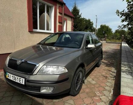 Сірий Шкода Октавія, об'ємом двигуна 1.6 л та пробігом 330 тис. км за 4500 $, фото 1 на Automoto.ua