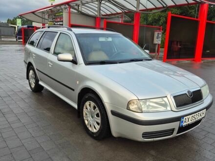 Серый Шкода Октавия, объемом двигателя 1.6 л и пробегом 306 тыс. км за 3500 $, фото 1 на Automoto.ua