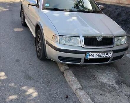 Сірий Шкода Октавія, об'ємом двигуна 1.6 л та пробігом 300 тис. км за 4300 $, фото 1 на Automoto.ua