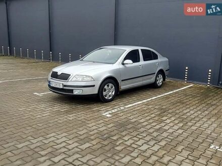 Серый Шкода Октавия, объемом двигателя 1.6 л и пробегом 335 тыс. км за 4850 $, фото 1 на Automoto.ua