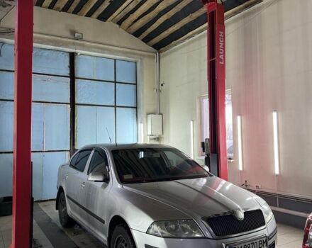 Серый Шкода Октавия, объемом двигателя 2 л и пробегом 200 тыс. км за 5000 $, фото 1 на Automoto.ua