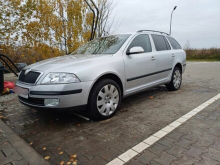 Сірий Шкода Октавія, об'ємом двигуна 0 л та пробігом 300 тис. км за 3550 $, фото 1 на Automoto.ua