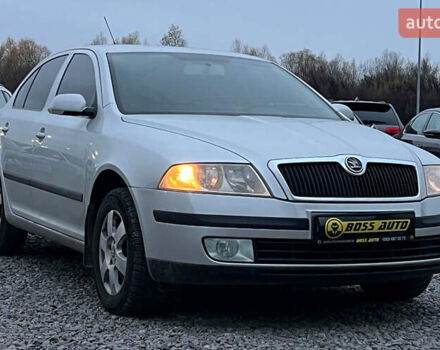 Серый Шкода Октавия, объемом двигателя 1.6 л и пробегом 250 тыс. км за 5850 $, фото 1 на Automoto.ua