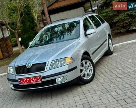 Серый Шкода Октавия, объемом двигателя 1.6 л и пробегом 196 тыс. км за 6450 $, фото 1 на Automoto.ua