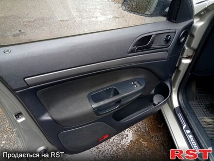 Сірий Шкода Октавія, об'ємом двигуна 1.6 л та пробігом 234 тис. км за 6000 $, фото 1 на Automoto.ua