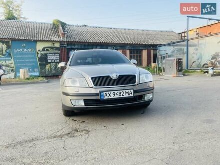 Сірий Шкода Октавія, об'ємом двигуна 1.6 л та пробігом 325 тис. км за 5450 $, фото 1 на Automoto.ua