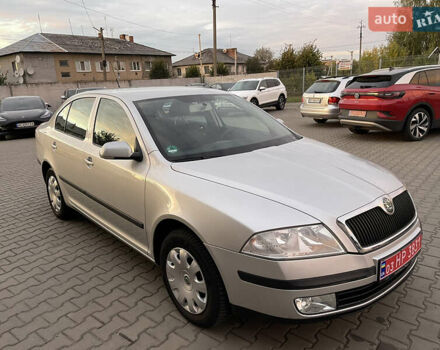 Серый Шкода Октавия, объемом двигателя 1.6 л и пробегом 257 тыс. км за 5800 $, фото 1 на Automoto.ua