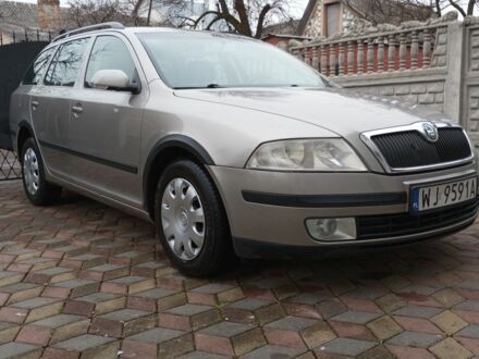 Серый Шкода Октавия, объемом двигателя 0 л и пробегом 499 тыс. км за 2749 $, фото 1 на Automoto.ua