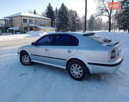 Серый Шкода Октавия, объемом двигателя 1.6 л и пробегом 189 тыс. км за 3950 $, фото 1 на Automoto.ua