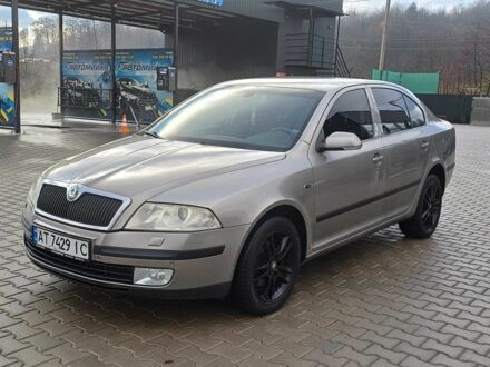 Серый Шкода Октавия, объемом двигателя 2 л и пробегом 288 тыс. км за 6450 $, фото 1 на Automoto.ua