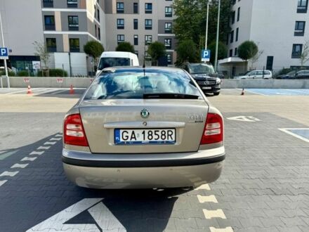 Серый Шкода Октавия, объемом двигателя 0 л и пробегом 200 тыс. км за 2800 $, фото 1 на Automoto.ua