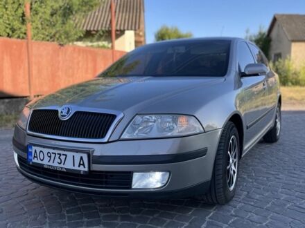 Шкода Октавия 2007 в Иршава на Automoto.ua Серый Шкода Октавия, объемом двигателя 2 л и пробегом 255 тыс. км за 7000 $, фото 1 на Automoto.ua