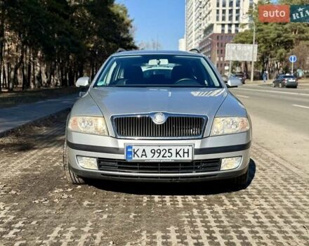 Серый Шкода Октавия, объемом двигателя 1.6 л и пробегом 202 тыс. км за 5500 $, фото 1 на Automoto.ua